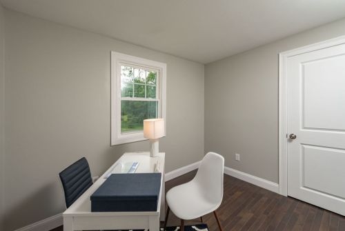 1364 Cohannet St, Taunton MA  02780-7136 exterior