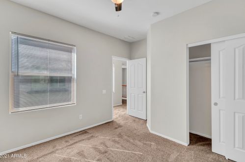 9118 Cypress St, Phoenix AZ 85003-1106 exterior