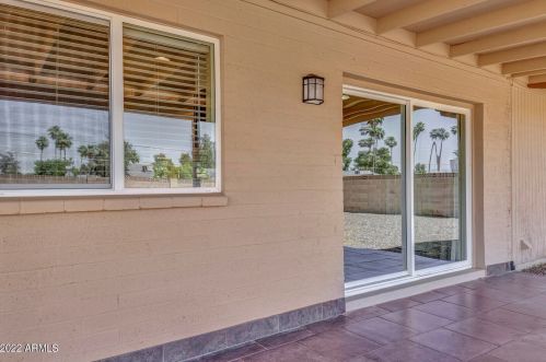 17822 18 Dr, Phoenix AZ 85023-2358 exterior