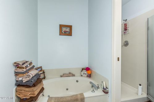 930 Annette Dr, Phoenix AZ 85022-1038 exterior