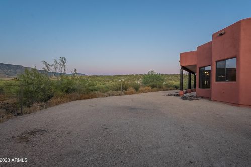 48909 3rd Ave, Phoenix AZ 85027-4700 exterior