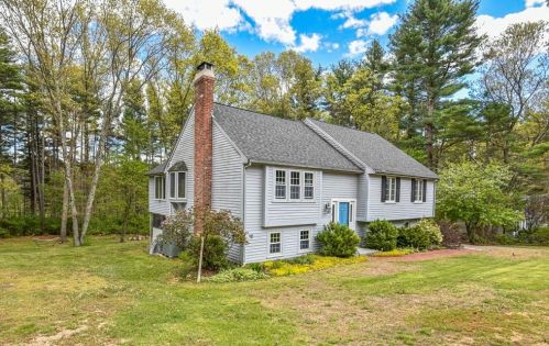 7 Ridgefield Rd, Norfolk, MA 02056-1501