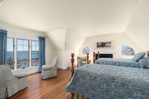 973 Hale St, Beverly MA 01915-4634 exterior