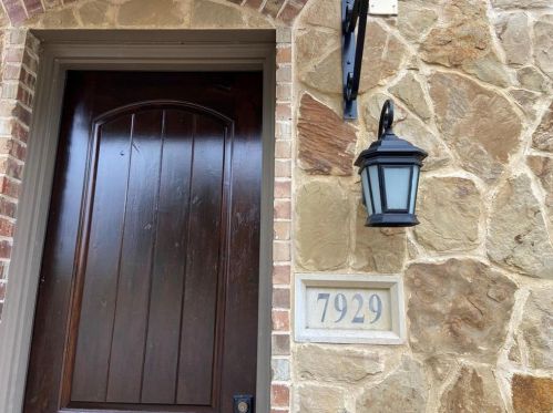 7929 Parkwood Blvd, Plano TX  75024-5880 exterior