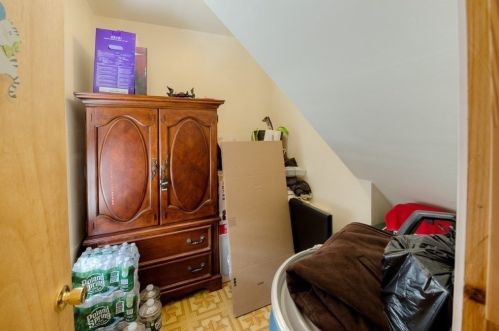 25 Merrick St, Worcester MA 01609-1837 exterior