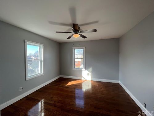 112 Emerson St, Carteret NJ  07008-2655 exterior