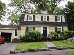 33 Elinor Rd, Newton, MA 02461-1834