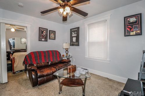 42 Leick Ave, Carteret NJ 07008-2841 exterior