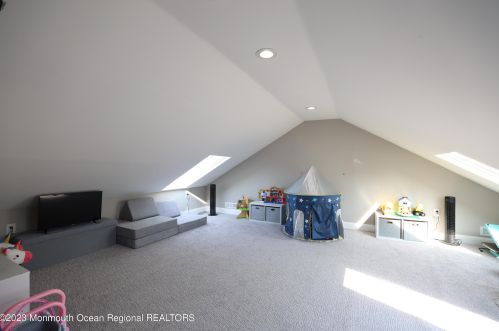 30 Renee Ct, Jackson Twp NJ 08527-2371 exterior