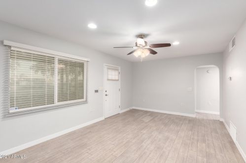 3132 15th Ave, Phoenix AZ 85015-4204 exterior