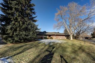 3415 Race St, Englewood, CO 80113-3137