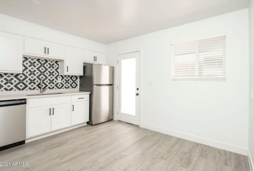 2302 29 St, Phoenix AZ 85048-7730 exterior