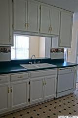 2032 Woodlawn Dr, Huntsville AL  35802-4400 exterior