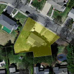 41 Stanley Rd, Newton MA  02468-2337 aerial view