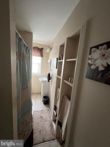 24 Newkirk Ave, Trenton NJ 08610-4825 exterior