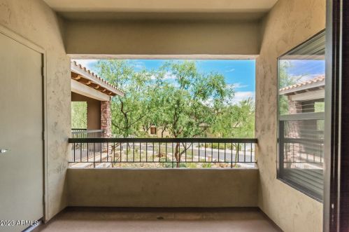 21320 56th St, Phoenix AZ 85054-5401 exterior