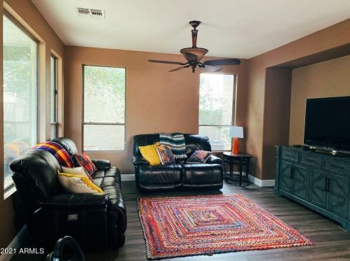 1843 Dunbar Dr, Phoenix AZ 85041-6350 exterior