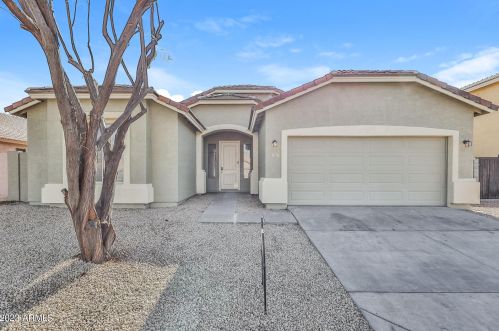 2313 Carter Rd, Phoenix, AZ 85041-6405