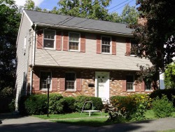 65 Staniford St, Newton, MA 02466-1108