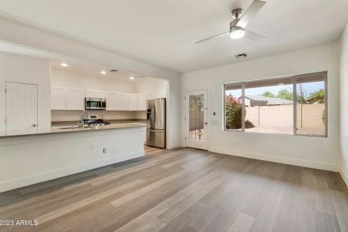 1919 94 Ave, Phoenix AZ 85037-4426 exterior