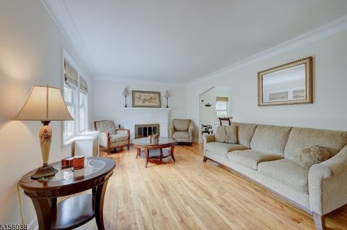 205 Fairway Ave, Belleville NJ 07109-1401 exterior