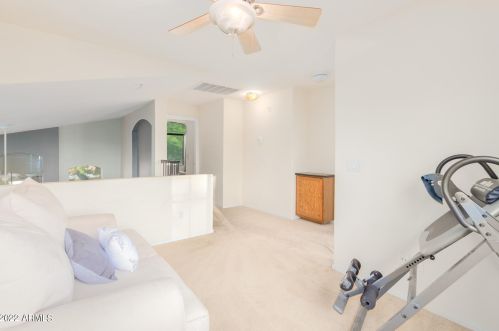 13451 47 Way, Phoenix AZ 85042-5318 exterior