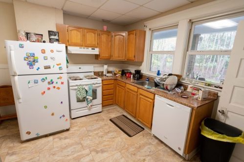 480 Salisbury St, Worcester MA 01609-1307 exterior