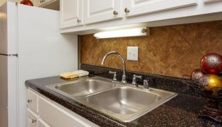 861 Tyler Cir, Birmingham AL  35226-1300 exterior