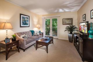 1731 Medical Center Dr, Anaheim CA  92801-1837 exterior