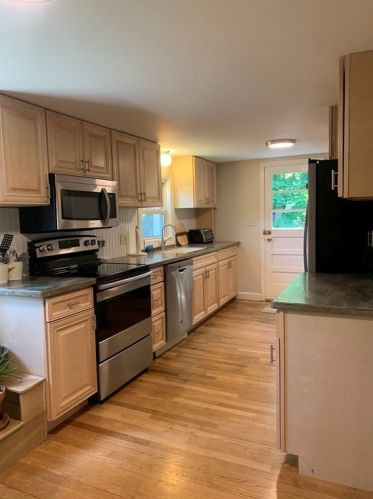 95 Baker St, Seekonk, MA 02771-4403