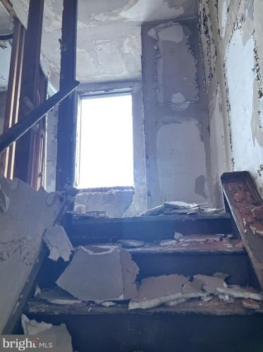 1923 20 St, Philadelphia PA 19145-2801 exterior