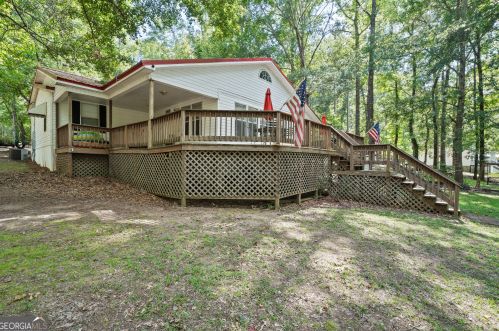 60 Sycamore Dr, Mayfield, GA 31087-6517