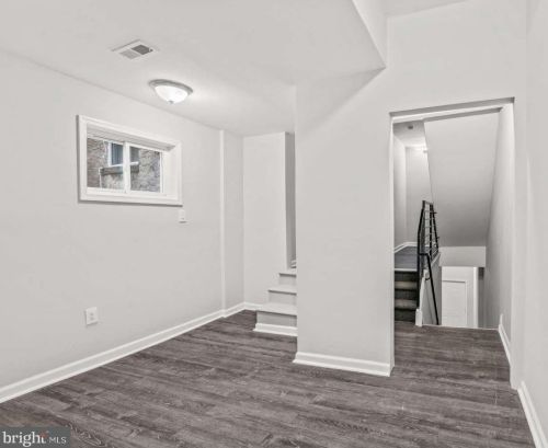 2126 20 St, Philadelphia PA 19121-1506 exterior