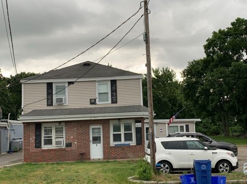 1975 County St, Dighton, MA 02715-1212