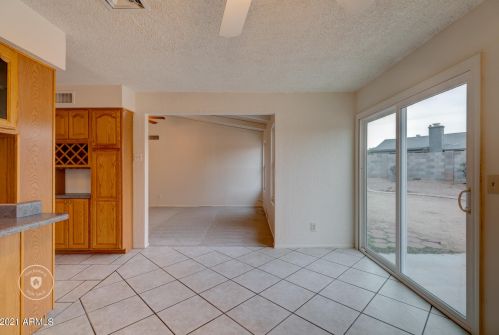 6822 41 Pl, Phoenix AZ 85028-2264 exterior