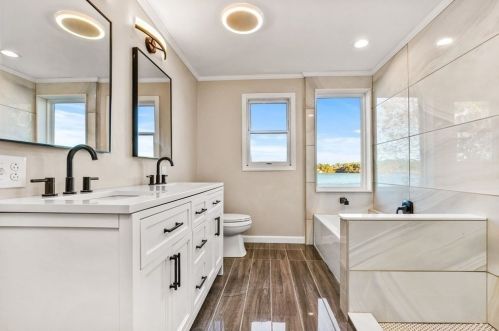 1337 Bay St, Taunton MA 02780-2521 exterior