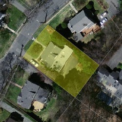 276 Dorset Rd, Newton MA 02468-1429 aerial view