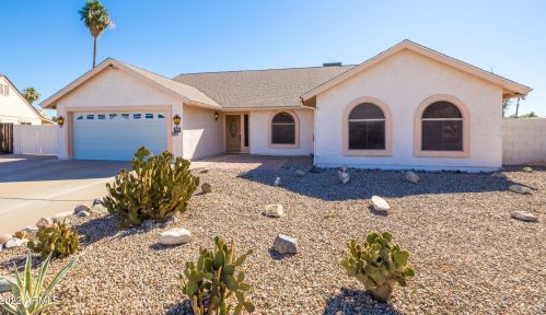 10019 Campbell Ave, Phoenix, AZ 85037-5603