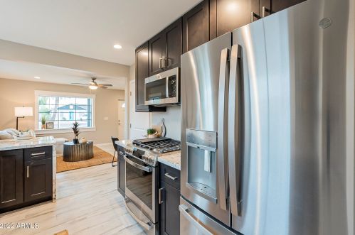 2340 12 St, Phoenix AZ 85086-9300 exterior