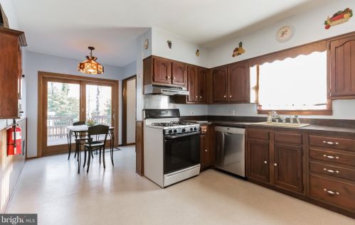 903 Belmont Ave, Camden NJ 08108-3220 exterior