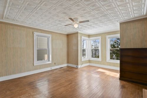 152 Highland Ave, Royalston MA 01331-2427 exterior