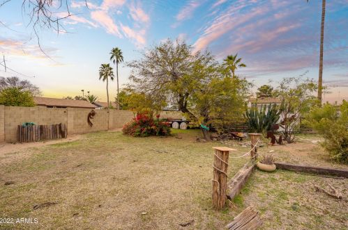 414 Behrend Dr, Phoenix AZ 85050-3992 exterior