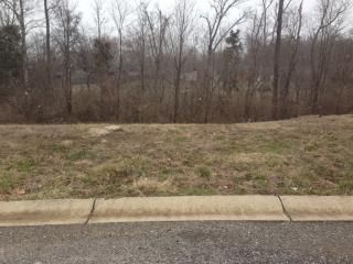 6301 Harrogate Rd, Louisville, KY 40229-5251