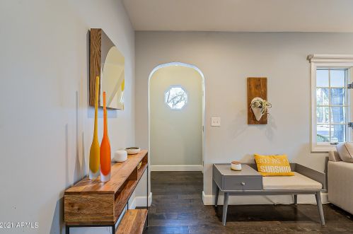 5136 2nd St, Phoenix AZ 85086-3406 exterior