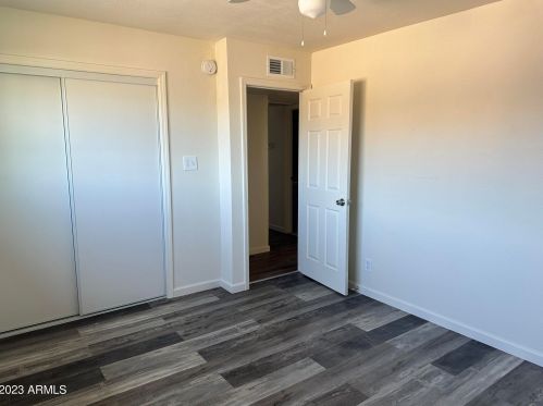 9837 11th Ave, Phoenix AZ 85041-8933 exterior