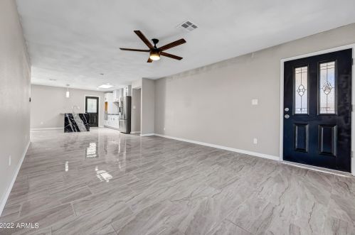 3309 Cholla St, Phoenix AZ 85029-3817 exterior