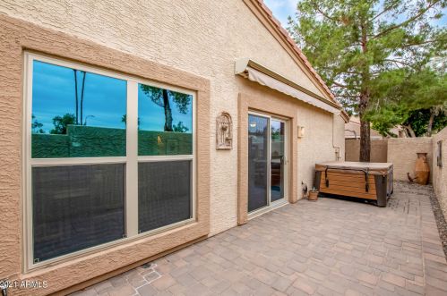 4150 Agave Rd, Phoenix AZ 85044-4672 exterior