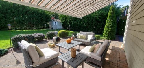 90 Lovett Ave, Little Silver NJ 07739-1403 exterior