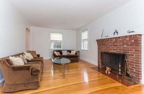 48 Craig St, Milton MA 02186-2513 exterior