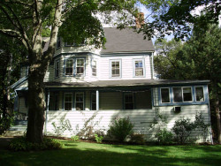 40 Williston Rd, Newton, MA 02466-2252